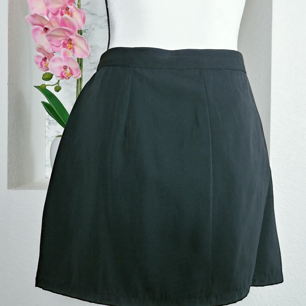 Zara Basic Collection Skirt With Side Roushing - image 2